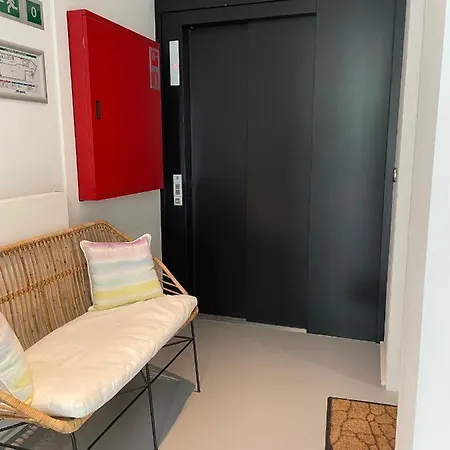 Aux Anges Apartment *